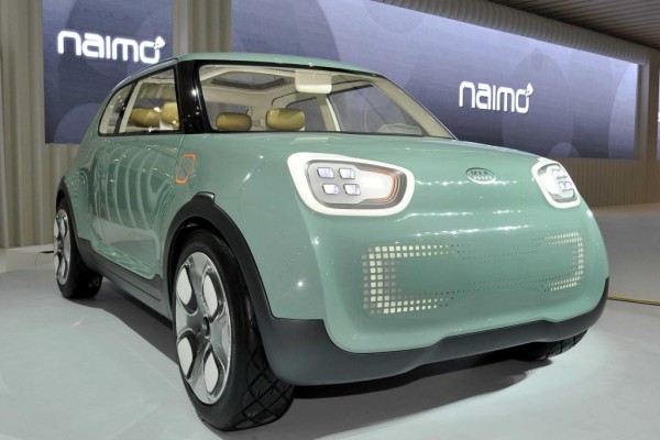 Kia Naimo - Quader unter Strom