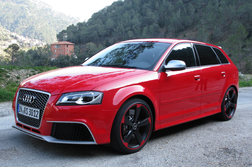 Kompakte Krönung: Audi kündigt neuen RS3 Sportback noch für Ende April an
