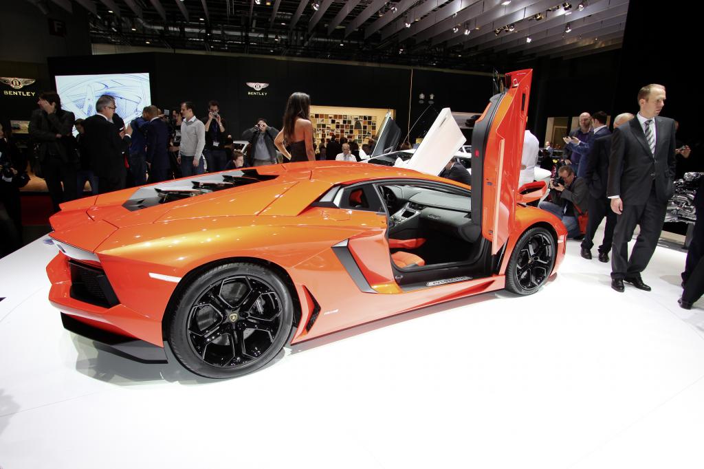 Lamborghini Aventador.