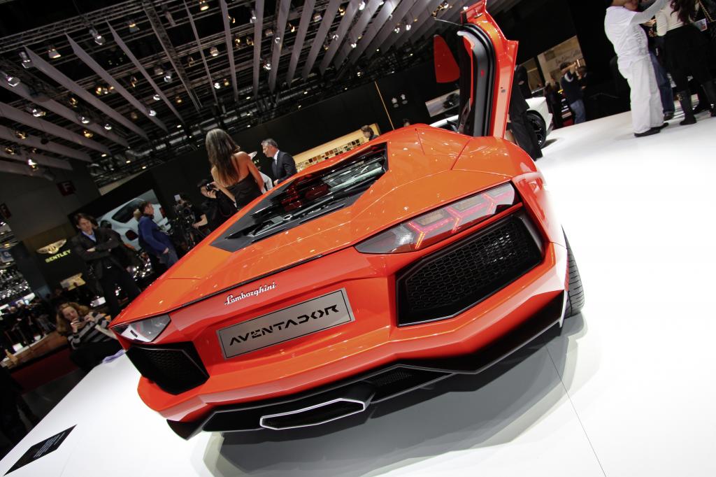 Lamborghini Aventador.