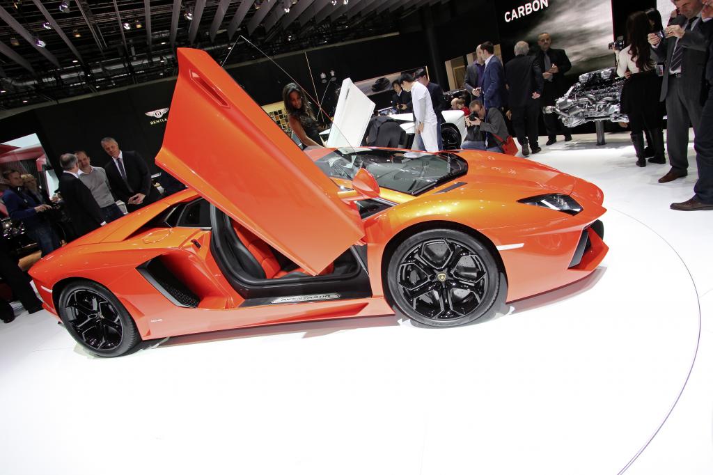 Lamborghini Aventador.