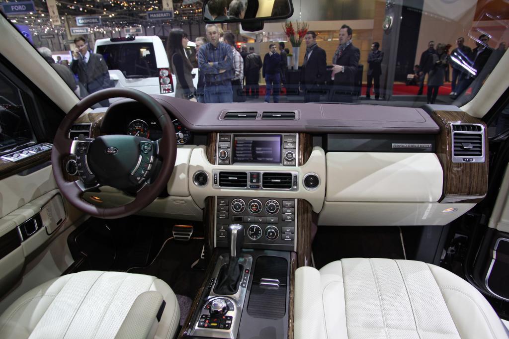 Land Rover Autobiography Ultimate Edition.