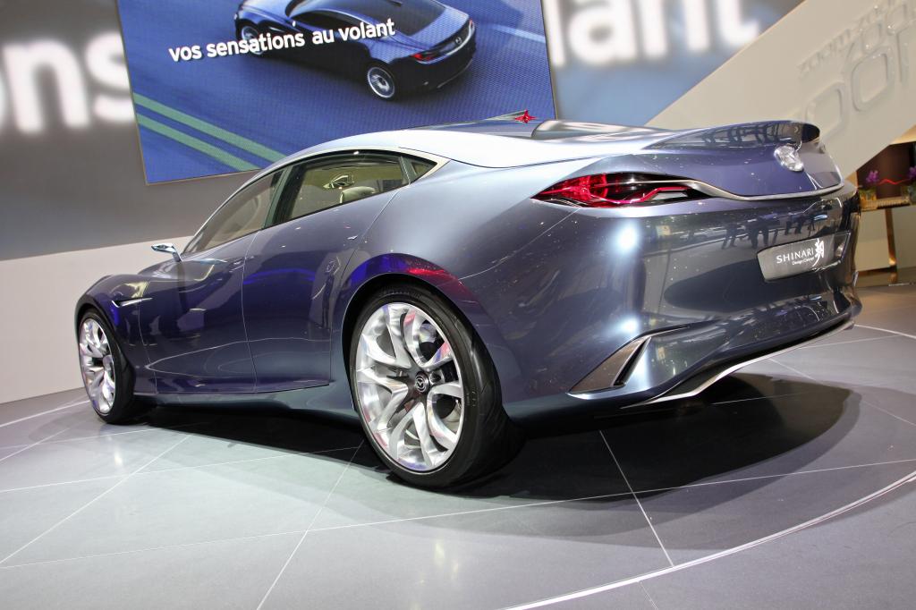 Mazda Shinari.