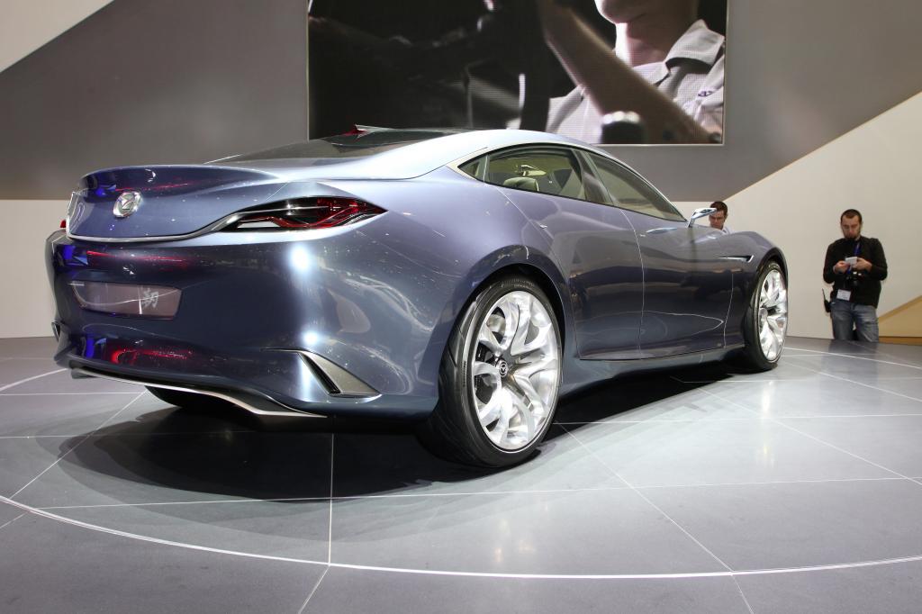 Mazda Shinari.