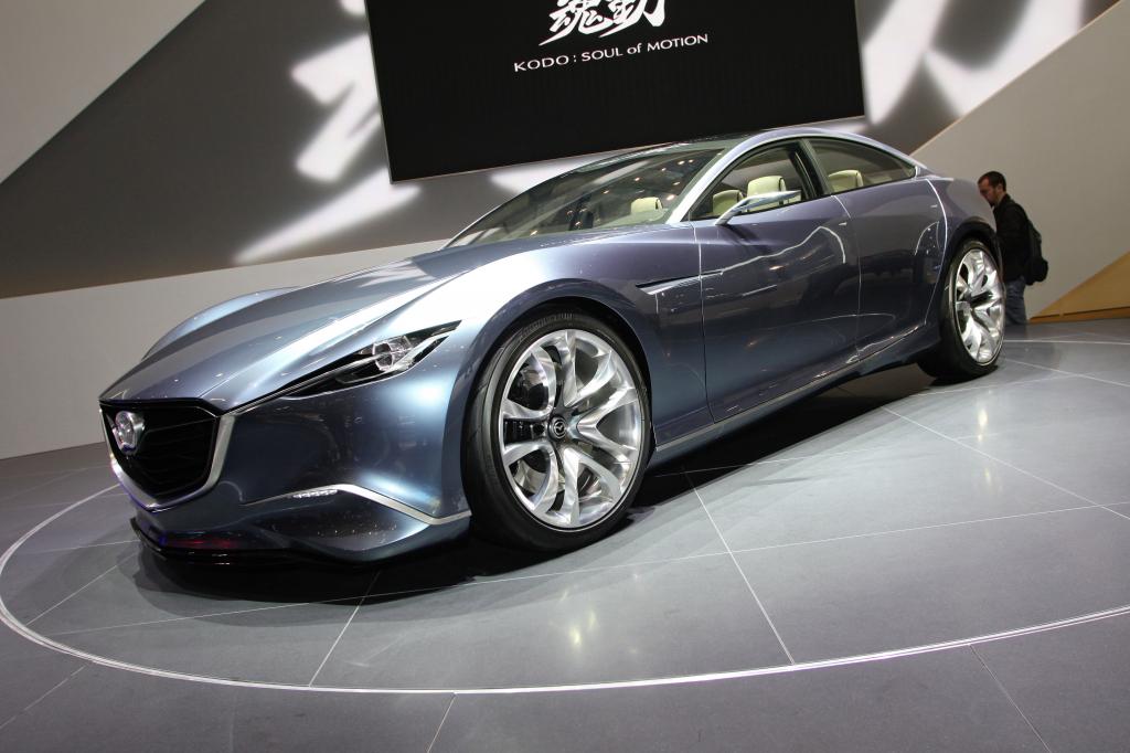 Mazda Shinari.