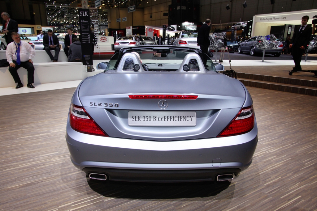 Mercedes-Benz SLK: Ein Roadster zeigt Gesicht
