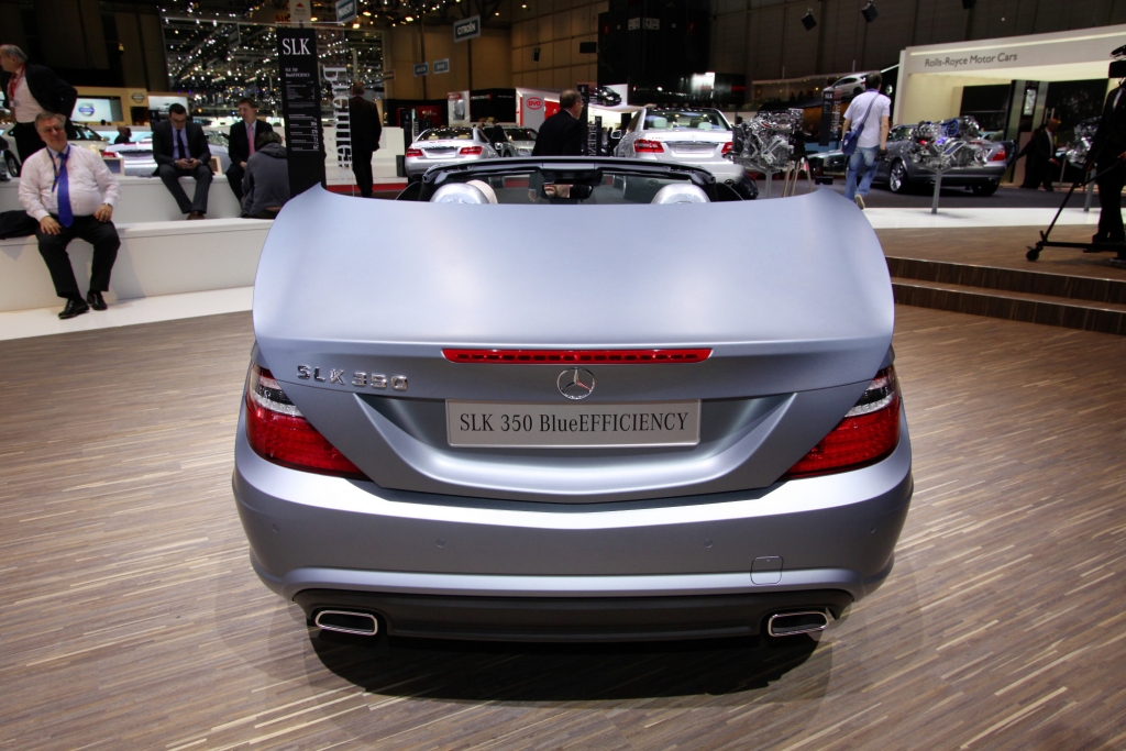 Mercedes-Benz SLK: Ein Roadster zeigt Gesicht
