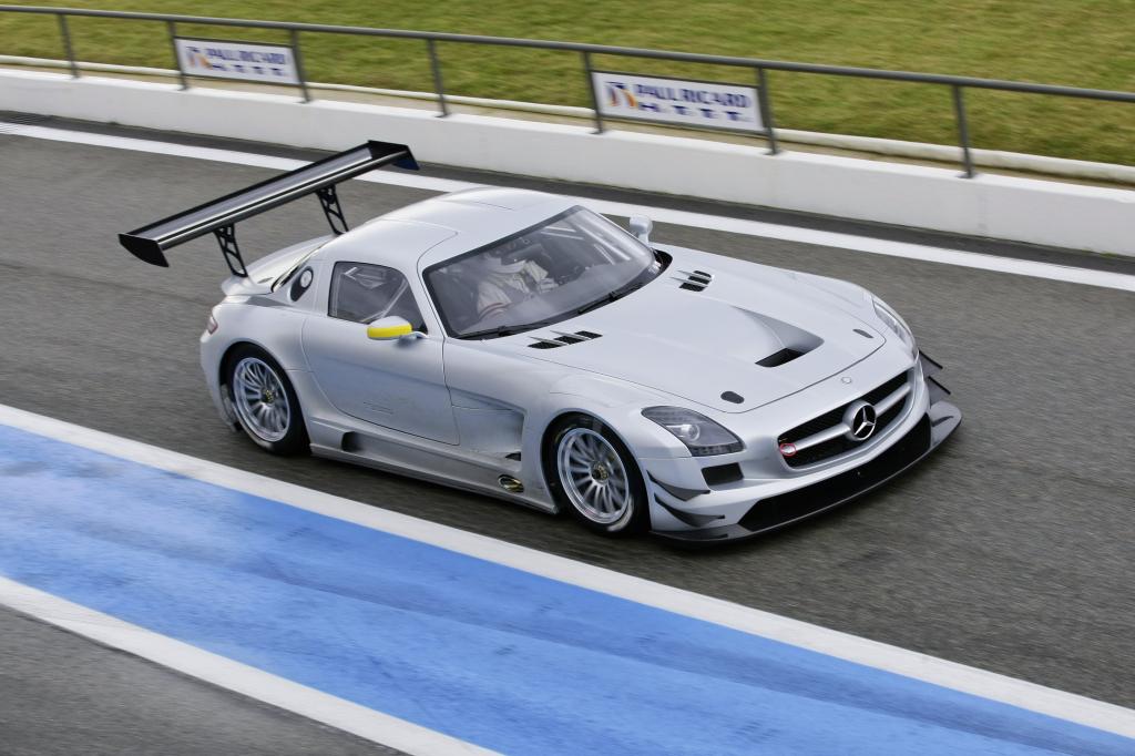 Mercedes-Benz SLS AMG GT3.