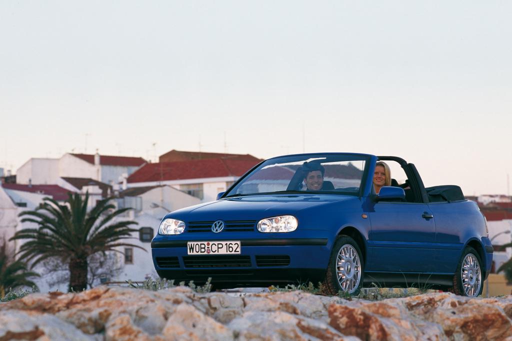 Mit seinem zeitlosen Design sah der offene Golf andere Cabriolets und Roadster kommen und gehen