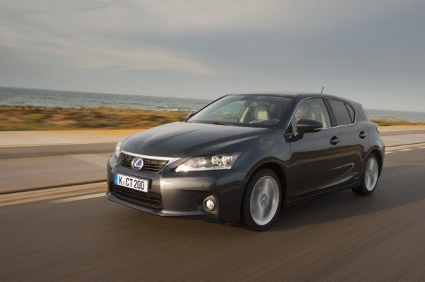 Neu im Handel: Lexus CT 200h - Der kleinste Lexus setzt konsequent auf Hybrid