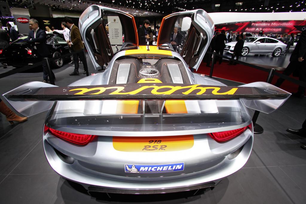Porsche 918 RSR.