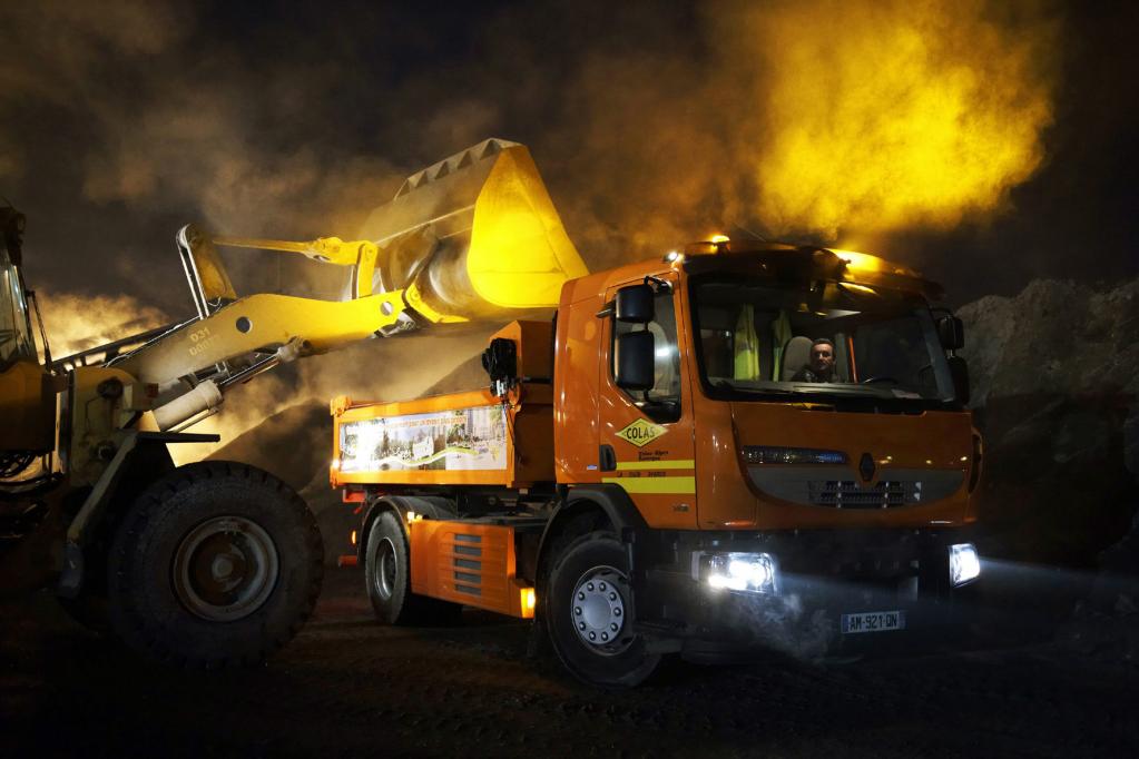 Positive Bilanz bei Test mit Renault-Hybrid-Lkw 