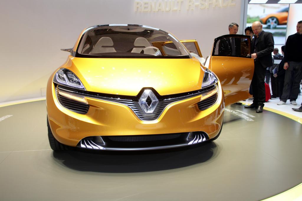 Renault R-Space.