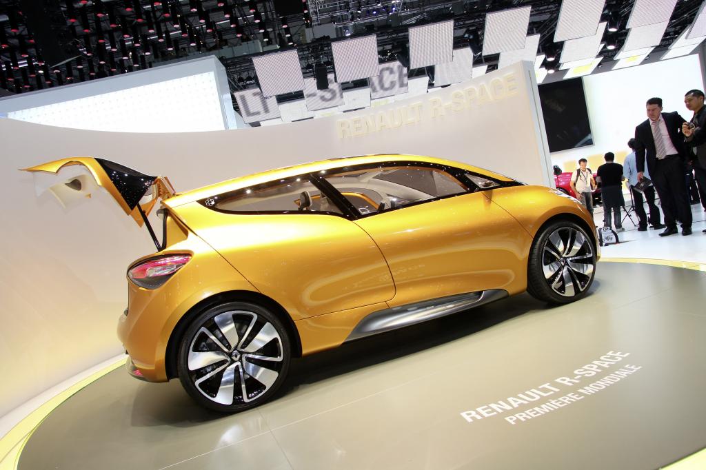 Renault R-Space.