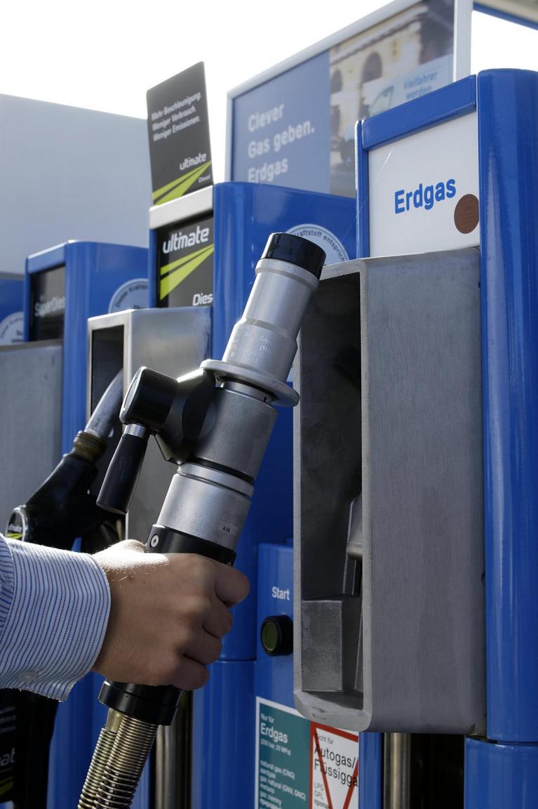 Schnell mal das E-Mobil ''tanken'' 
