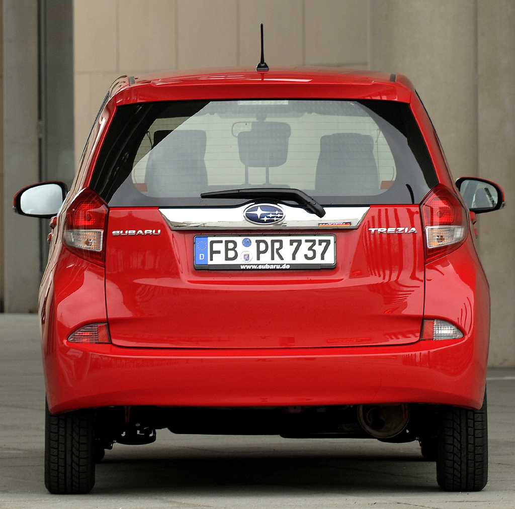 Subaru Trezia: Blick auf die Heckpartie des Fünftürers. 
