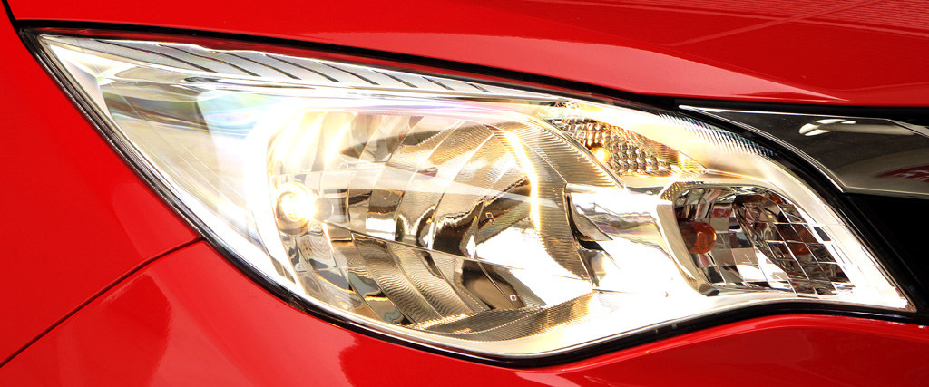 Subaru Trezia: Moderne Leuchteinheit vorn. 