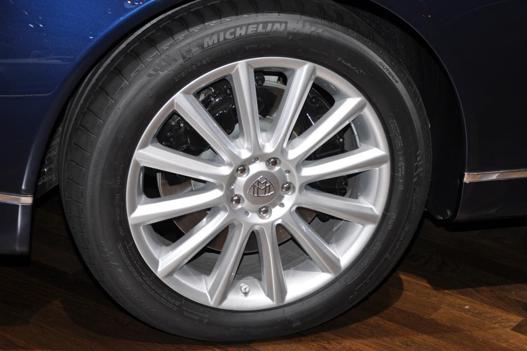 Teuer: Maybach 62