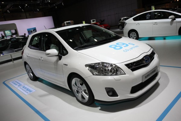 Toyota Auris Hybrid startet bei Rallye Monte Carlo
