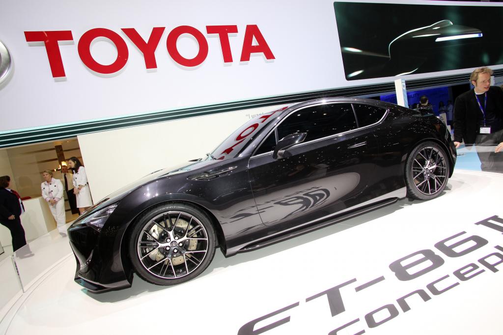 Toyota FT-86 Concept.