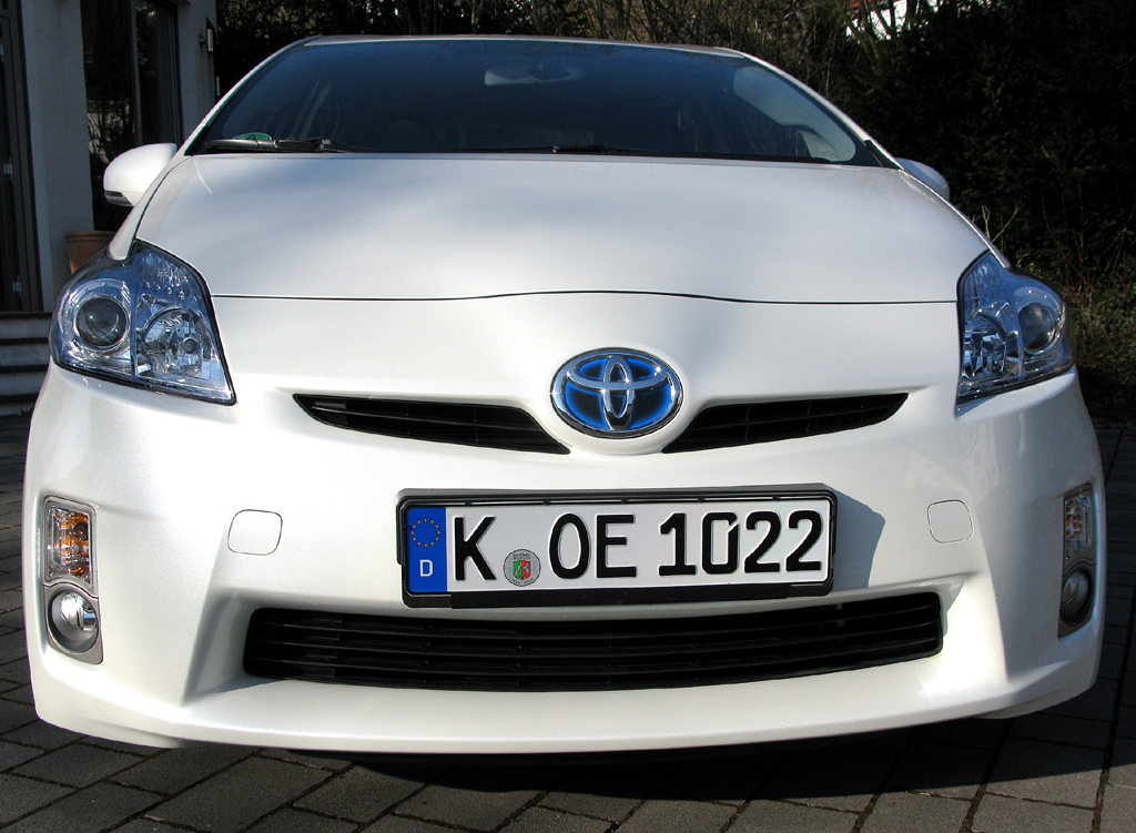 Toyota Prius: Blick auf die Frontpartie des Fünftürers. 