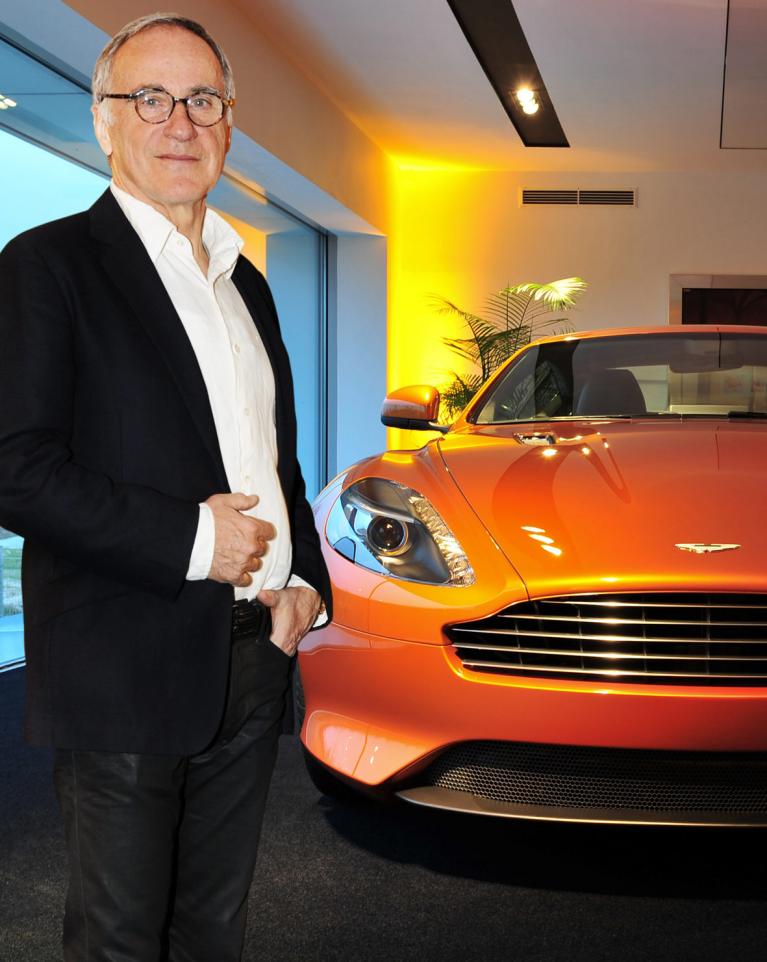 Ulrich Bez, CEO bei Aston Martin sieht die neuen Modelle gut in der Palette des Herstellers platziert. 