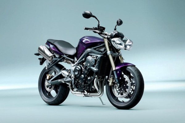 Verkaufsstart für Triumph Street Triple-Schwestern 
