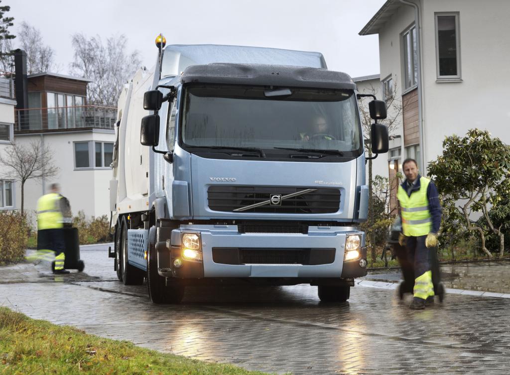 Volvo startet Verkauf von Hybrid-Lastwagen