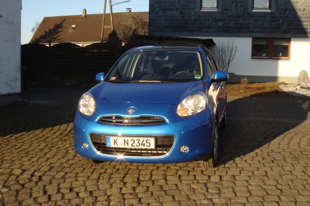 Vorbei die Zeit der Kulleraugen, der Micra schaut jetzt ernster drein - passend zu seiner Dynamik. 