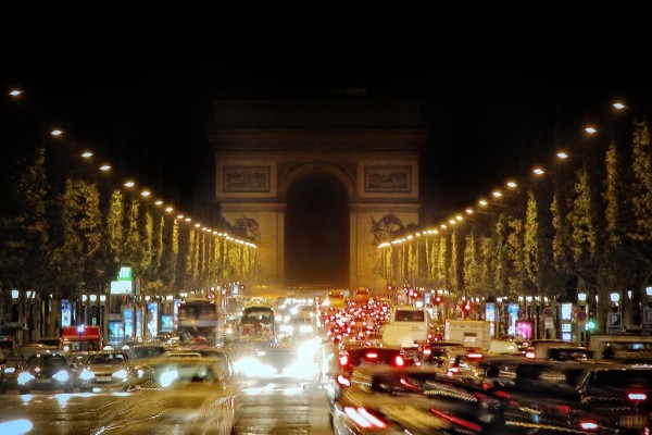 Vorbildliches Paris: 3 000 Elektroautos für die Metropole 