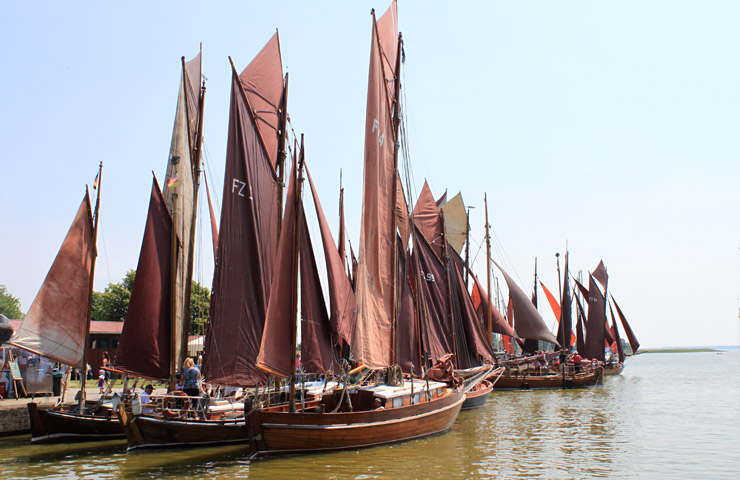 Zeesenbootregatta – Das Auge fährt mit | fotos: matthias dabels/fischlaender segelschule