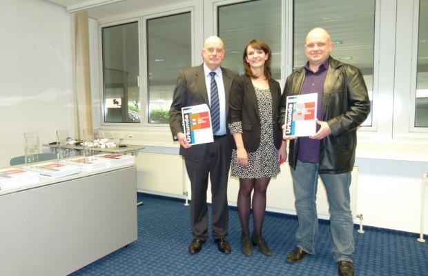 „Germanys First Choice auto.de-Leserwahl 2010“ Kategorie – Alarm: WAECO vor Viper (Ampire) und COBRA