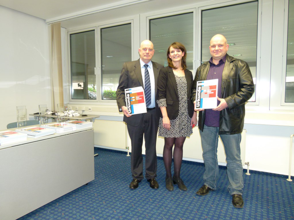 „Germanys First Choice auto.de-Leserwahl 2010“ Kategorie – Alarm: WAECO vor Viper (Ampire) und COBRA