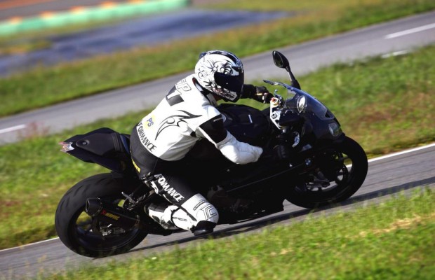 Übersicht Motorrad-Supersportreifen: Flott auf der Piste 