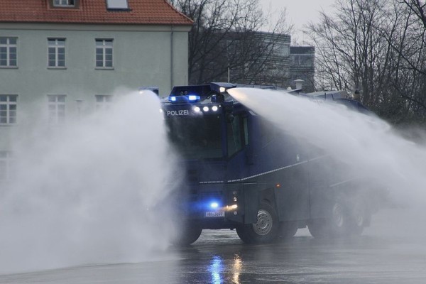10.000 Liter Wasser an Bord