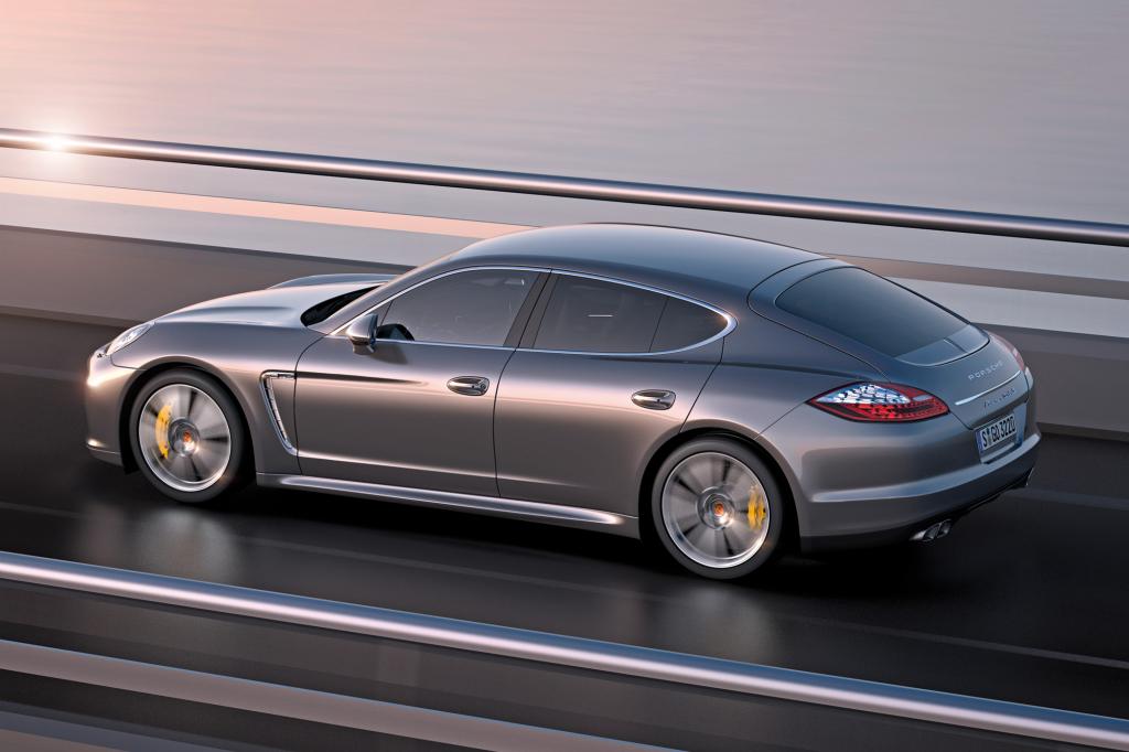 550 PS arbeiten unter der Motorhaube