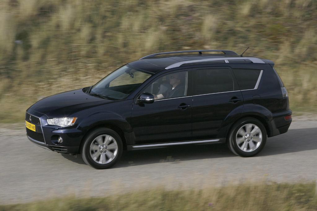 Auch das Schwestermodell Mitsubishi Outlander ist von der Aktion betroffen. 