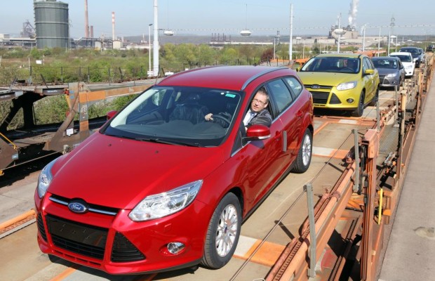Auslieferung des ersten Ford Focus Turnier der neuen Generation.