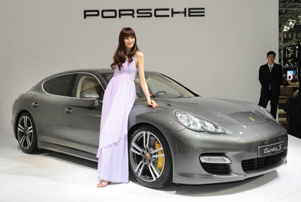 Auto Shanghai 2011 - Und im Osten die Sonne