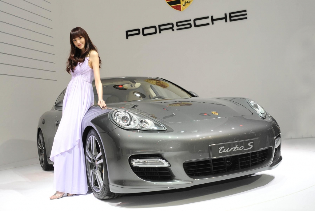 Auto Shanghai 2011 - Und im Osten die Sonne