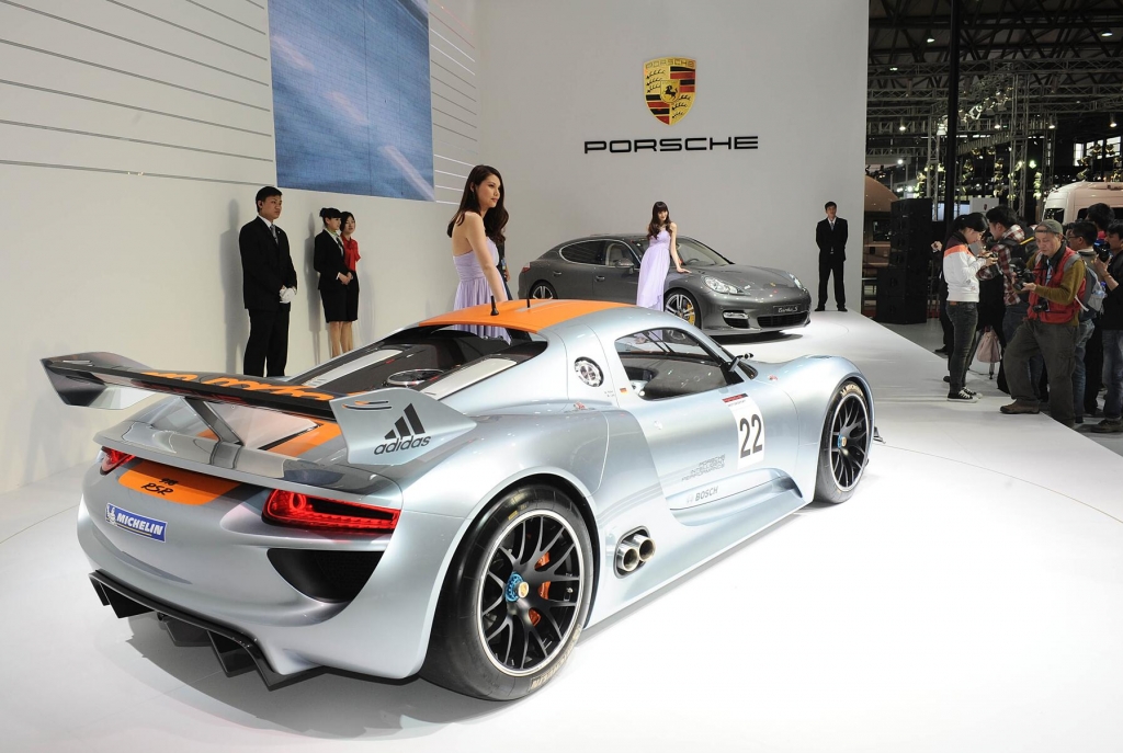 Auto Shanghai 2011 - Und im Osten die Sonne