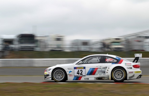 BMW erringt Doppelsieg beim VLN-Auftakt