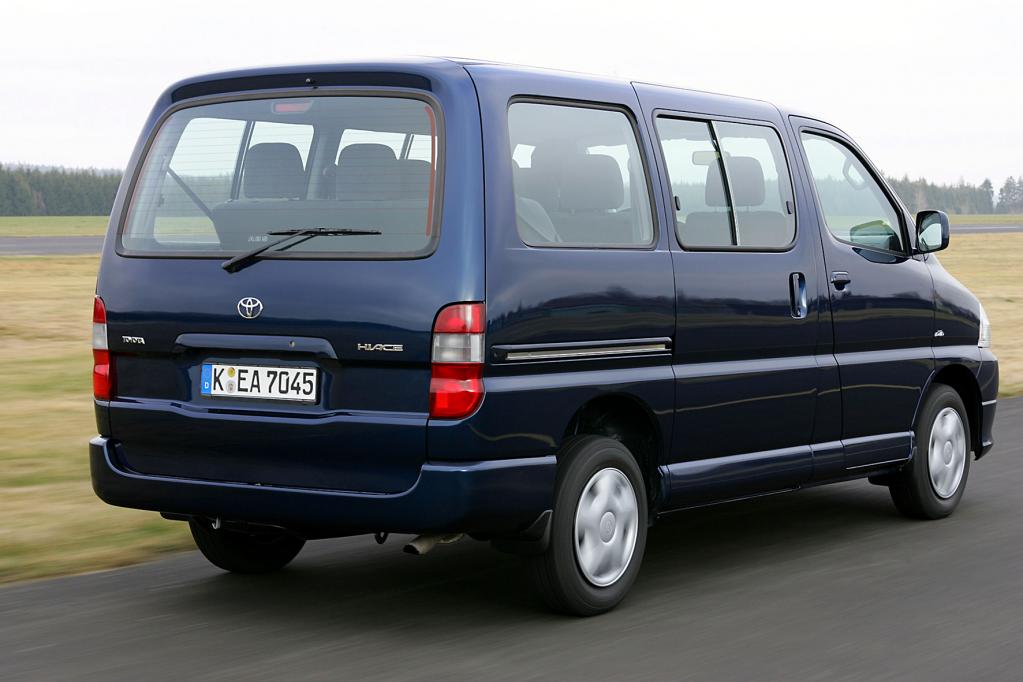 Bisher hat Toyota im Segment der leichten Nutzfahrzeuge und Transporter besonders auf dem asiatischen Markt die Nase vor VW gehabt - nicht zuletzt dank des auch in Deutschland ab gut 23 000 Euro erhältlichen Hiace. 