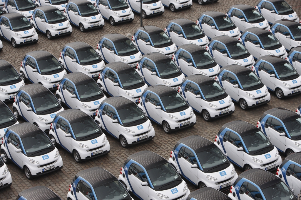 Car2go mit 300 Smart in Hamburg gestartet