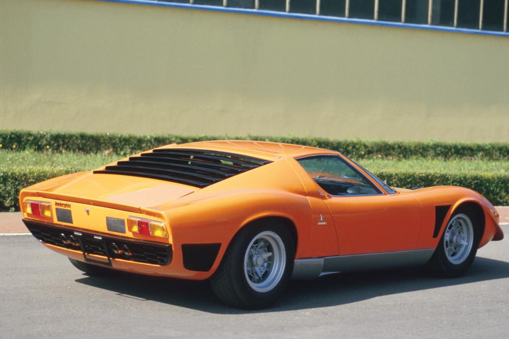 Der Lamborghini Miura eröffnete 1966 die Boom-Ära der Sportwagen