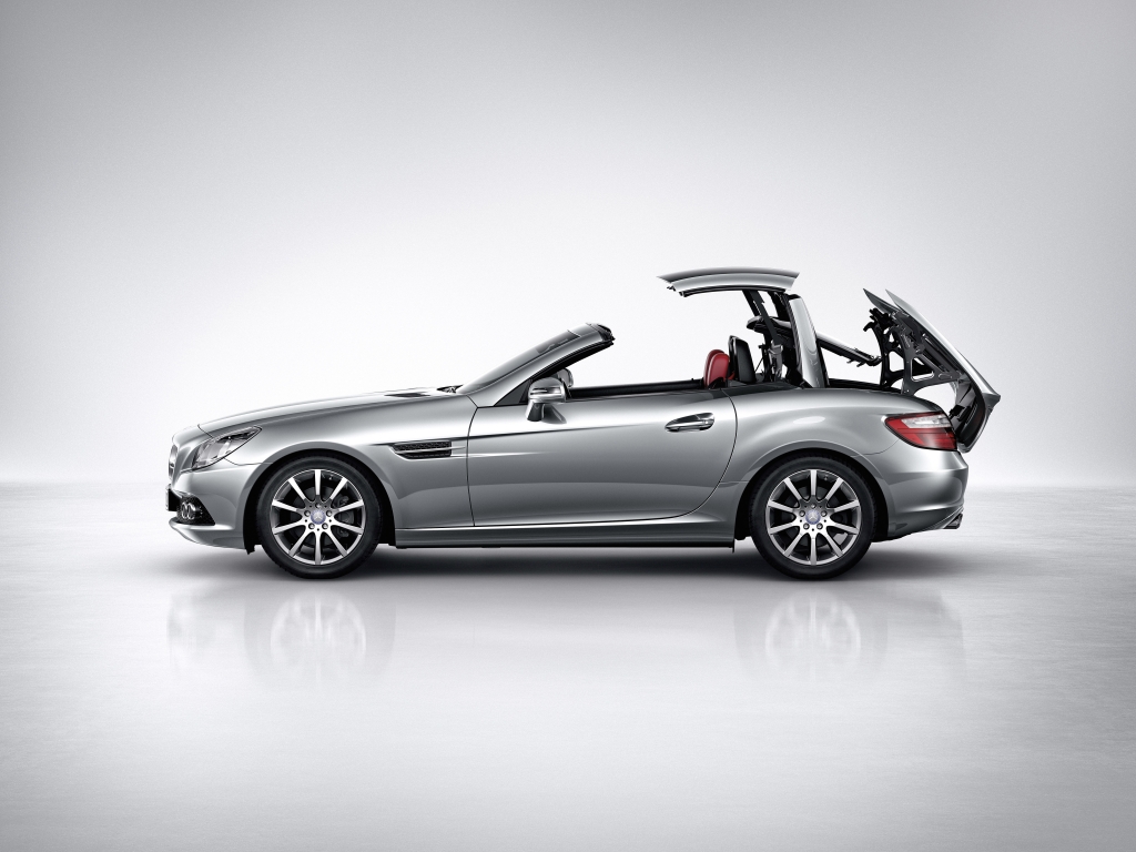 Der SLK will seinen Fahrer in Extase versetzen. 