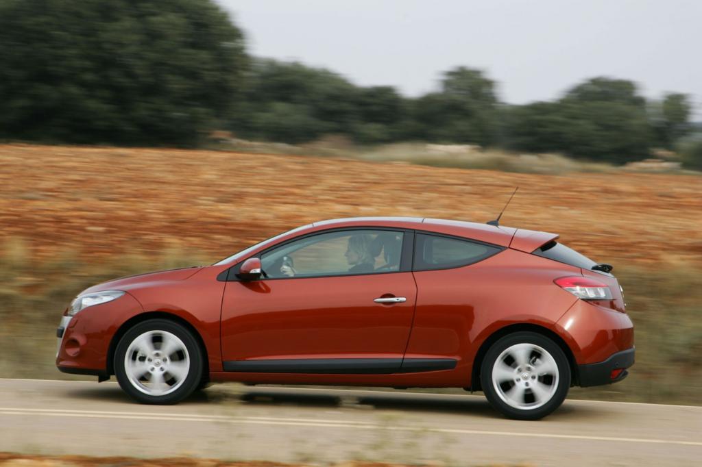Der dreitürige Renault Megane tritt eigenständig auf