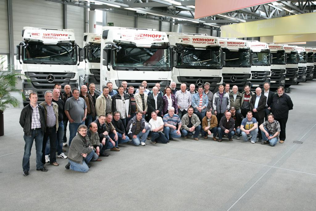 Die Fahrzeug-Abholung als Event für die Fahrer der Firma Wemhoff Transport.