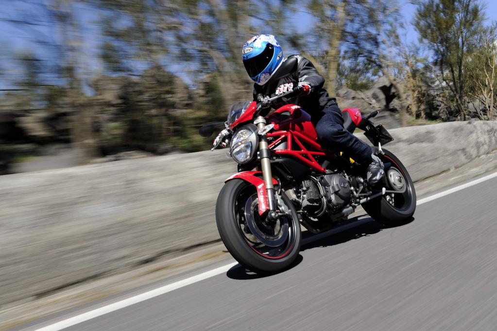 Ducati Monster 1100 EVO: Monster-mäßig 