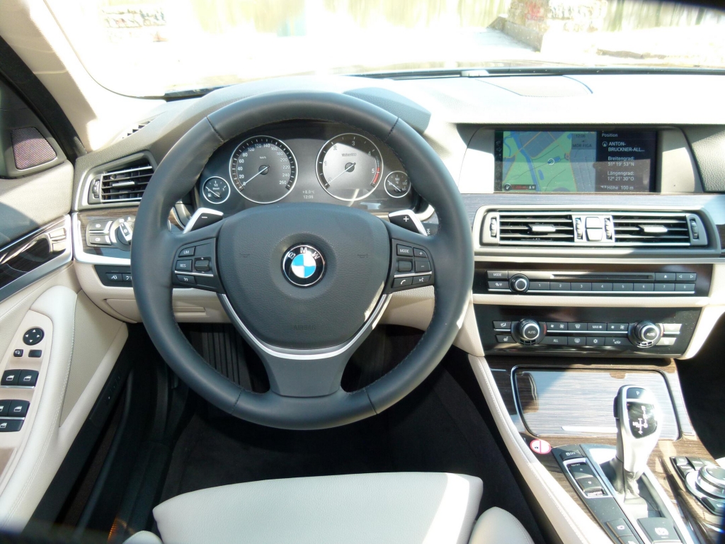 Fahrbericht BMW 520d: Sportliche Limousine und einzige ihrer Art